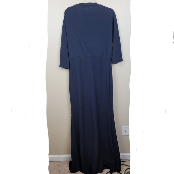 Badgley Mischka Dresses & Skirts - * FIRM PRICE * NWT Badgley Mischka Navy Stretch Crepe Blouson Gown